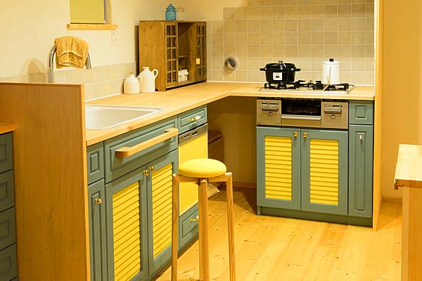 新築のオリジナルキッチン