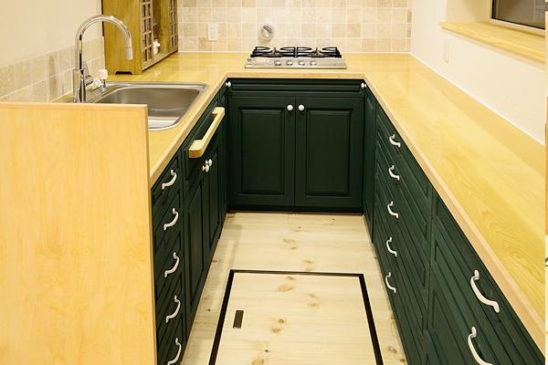 新築のオリジナルキッチン